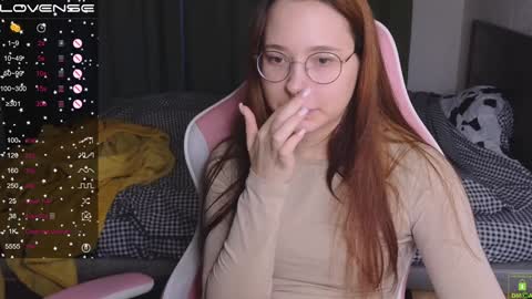 Snapshot of airyhill chatting on January 2025 01:27:01 PM airyhill online show from January 2025 01:27:01 PM