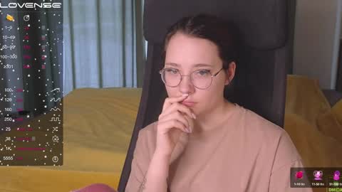 Snapshot of airyhill chatting on January 2025 08:11:02 AM airyhill online show from January 2025 08:11:02 AM