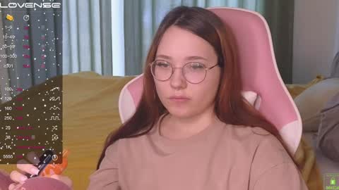 Snapshot of airyhill chatting on January 2025 11:24:01 AM airyhill online show from January 2025 11:24:01 AM