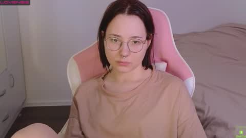 Snapshot of airyhill chatting on November 2025 10:15:01 AM airyhill online show from November 2025 10:15:01 AM