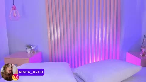 Aisha online show from September 2025 09:06:02 PM