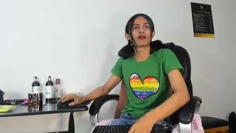 Aisha online show from November 2025 04:26:02 AM