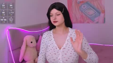 Aisha online show from November 2025 03:42:02 AM