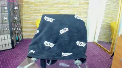 Aisha online show from October 2025 04:10:01 AM