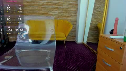 Aisha online show from October 2025 04:09:01 AM