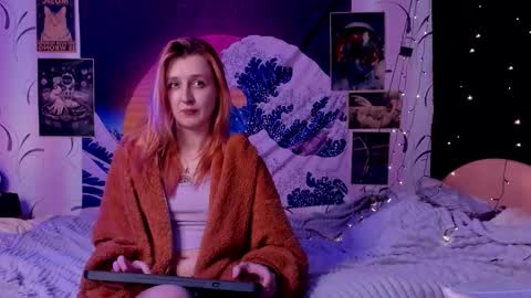 aishiro online show from February 2026 06:37:02 PM