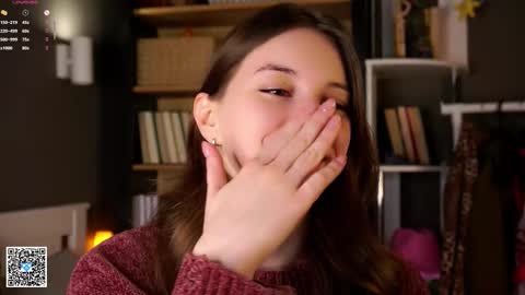 Aliza online show from September 2025 01:09:01 AM