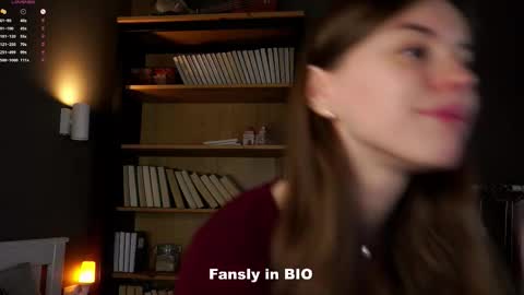 Aliza online show from November 2025 01:07:02 AM