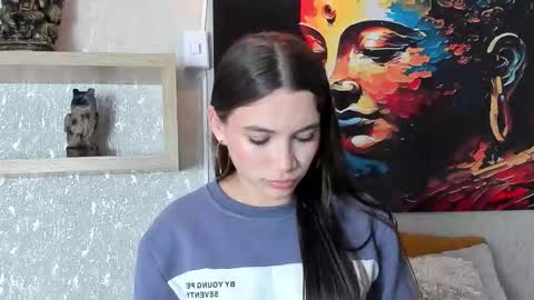 little aitana  online show from February 2026 03:22:02 AM