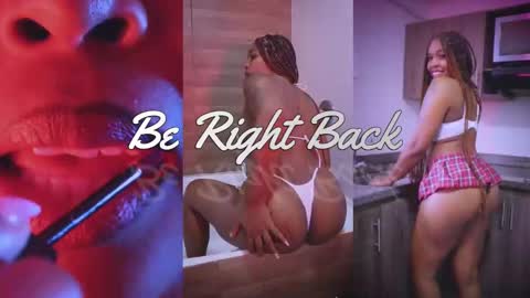 Snapshot of aitana_brown chatting on February 2025 07:25:01 PM Aitana Brown online show from February 2025 07:25:01 PM