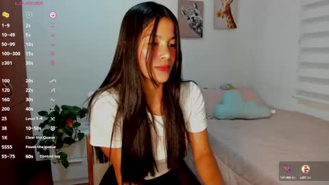 Snapshot of aitanaa1_ chatting on March 2025 08:52:01 AM Aitana online show from March 2025 08:52:01 AM