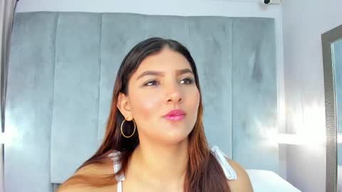  Aitana  online show from May 2026 11:04:02 AM