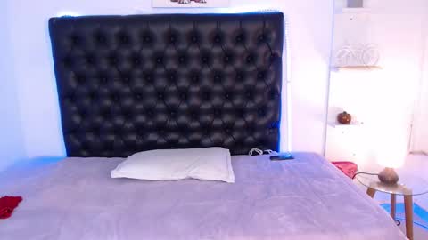 AIXA  online show from December 2024 06:50:01 PM