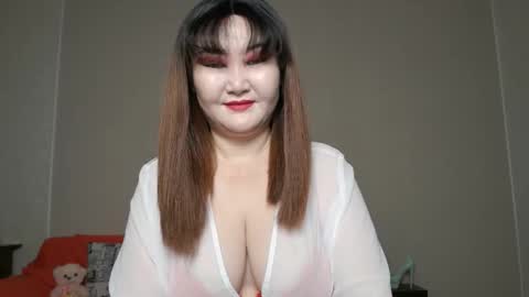 Shelly online show from November 2025 03:18:02 AM