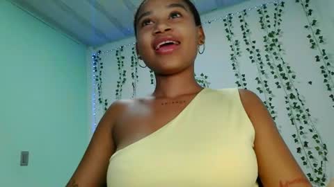Snapshot of akemy_saunderz chatting on June 2026 03:16:02 AM akemy_saunderz online show from June 2026 03:16:02 AM