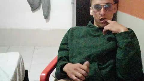 Snapshot of akilesbailo chatting on October 2025 09:02:01 PM My love online show from October 2025 09:02:01 PM