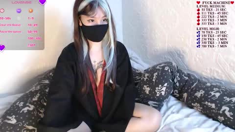 Amilia online show from September 2025 12:16:02 PM