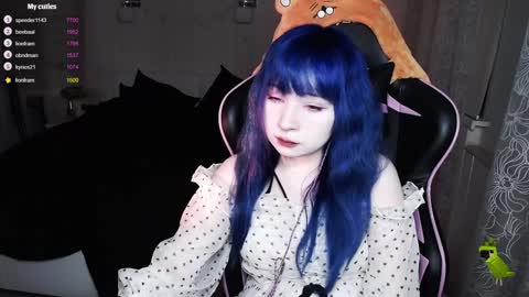 akirahartyx online show from January 2025 03:27:01 PM