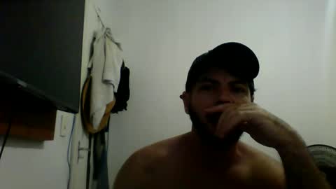 Snapshot of akisaski chatting on November 2025 12:20:02 AM ASKI online show from November 2025 12:20:02 AM