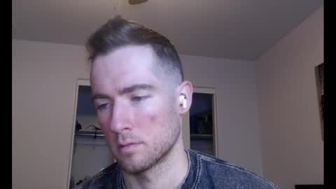 Alex online show from November 2025 12:21:01 AM