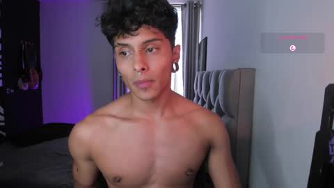 Ander uwu online show from October 2025 08:44:02 PM