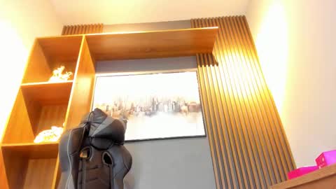 Alahia Rodriguez online show from January 2026 12:43:01 PM