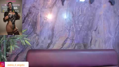 ALAHIA online show from November 2025 06:41:02 PM