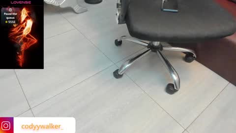 ALAHIA online show from April 2026 01:21:01 PM