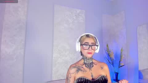 ALAHIA online show from July 2026 05:37:01 PM