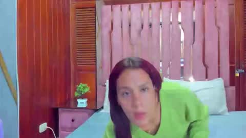 Snapshot of alahiaevanss chatting on June 2026 12:00:02 AM AlahiaEvanss online show from June 2026 12:00:02 AM
