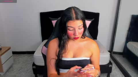 Snapshot of alahiiagp chatting on April 2026 08:57:02 PM Carol perez online show from April 2026 08:57:02 PM
