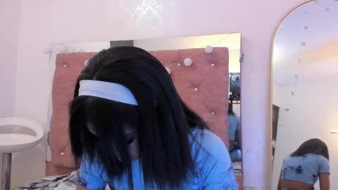 Alaia2  online show from May 2026 01:06:01 PM