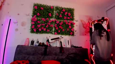 Alaia online show from September 2025 12:10:01 AM