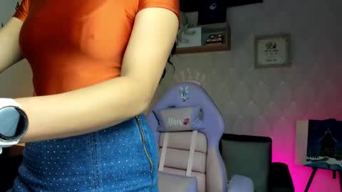 Alaia online show from February 2026 10:04:02 PM