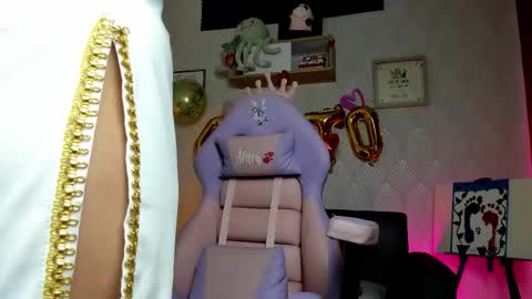 Alaia online show from February 2026 10:08:01 PM