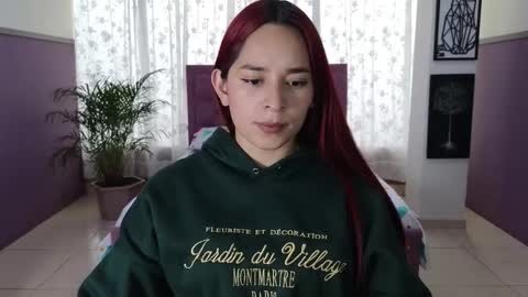 Alaia Skater online show from November 2025 05:05:02 PM