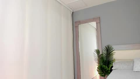 Snapshot of alaiaguerra chatting on September 2025 07:49:01 PM alaiaguerra online show from September 2025 07:49:01 PM