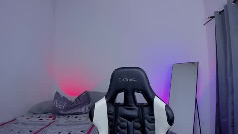 Snapshot of alan18n chatting on February 2026 12:33:02 AM alan18n online show from February 2026 12:33:02 AM