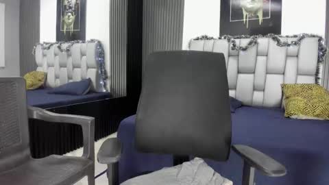 alan__smith online show from December 2025 07:55:01 PM