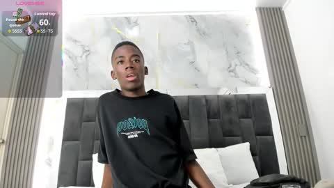 Snapshot of alan_blacke chatting on October 2025 08:30:02 PM alan_blacke online show from October 2025 08:30:02 PM