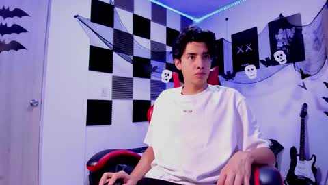 Alan Boy online show from October 2025 11:53:02 AM