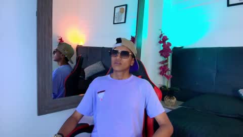 alan_colthon online show from April 2026 08:34:01 PM