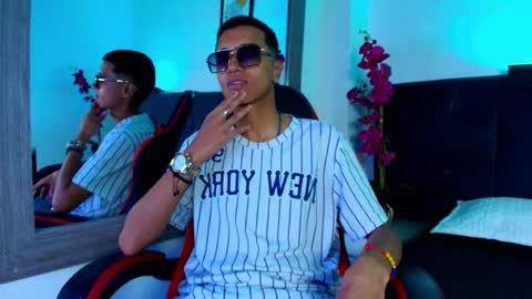 alan_colthon online show from May 2026 04:30:02 AM