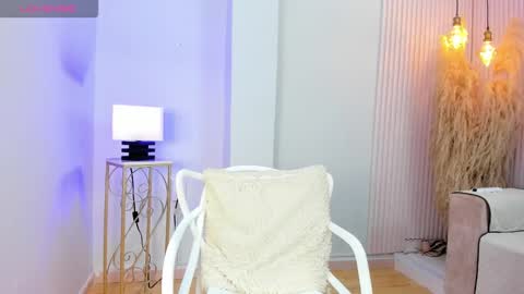 Alana online show from February 2026 12:14:01 PM