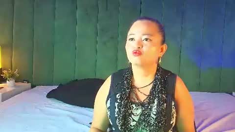 ALANA PETITE online show from July 2026 01:28:02 PM
