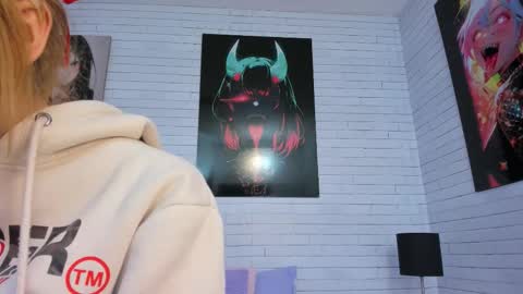 Snapshot of alanahell_ chatting on February 2026 09:00:02 PM ALANA online show from February 2026 09:00:02 PM