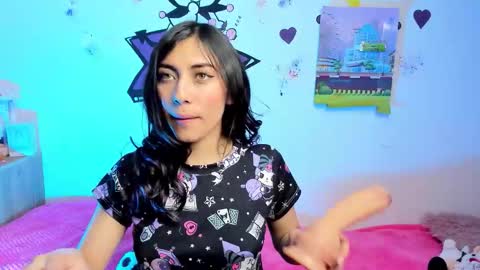 Snapshot of alanalois_ chatting on September 2025 05:20:02 AM ALANA Please follow me online show from September 2025 05:20:02 AM