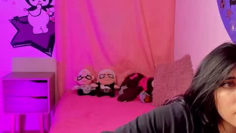 Snapshot of alanalois_ chatting on October 2025 04:13:01 AM ALANA Please follow me online show from October 2025 04:13:01 AM