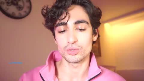 idenavarre online show from January 2025 01:50:01 AM