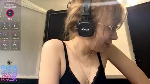 Stella online show from September 2025 05:38:02 PM